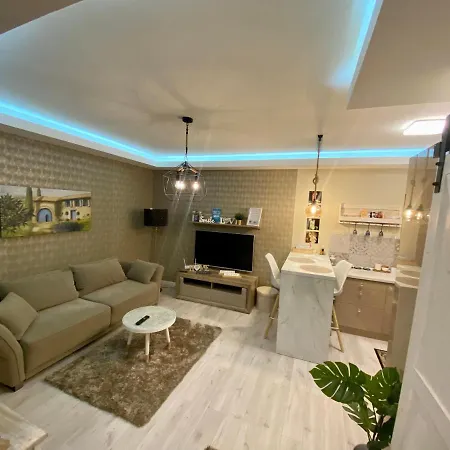 Apartment Paradise House *